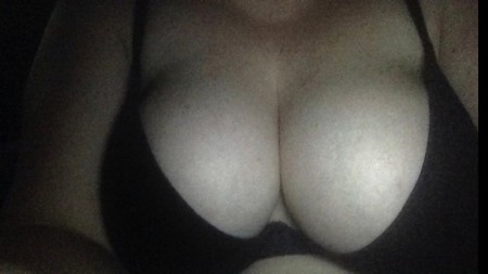 A la recherche d'un expert sexuelle pour calmer mon envie.